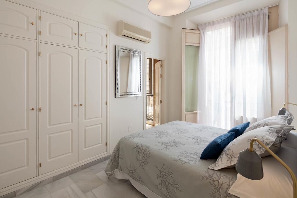 Inmalaga Catedral 1 Apartment ภายนอก รูปภาพ